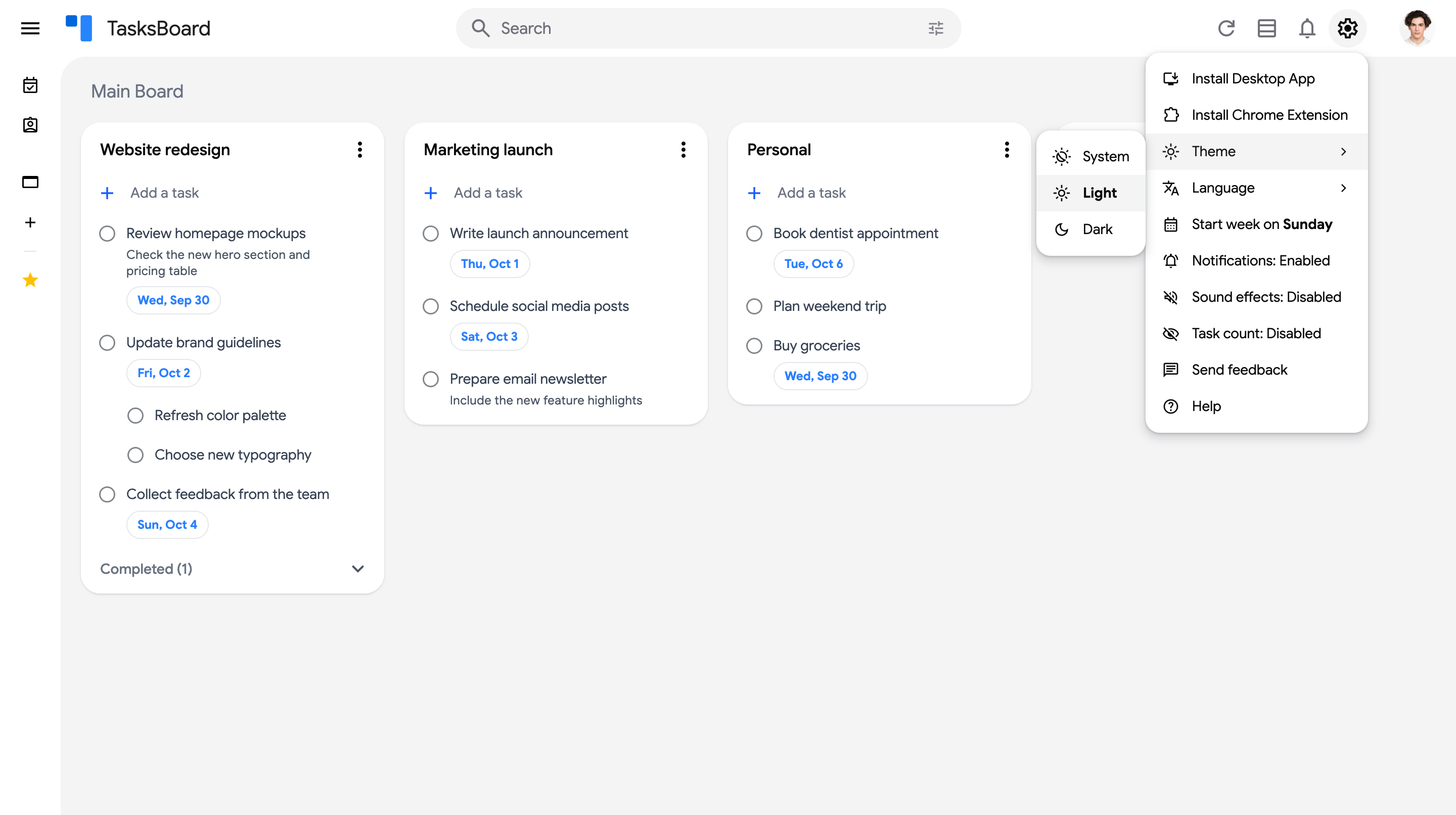 The settings menu with the Theme submenu showing System, Light and Dark options